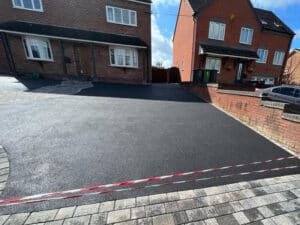 tarmac driveway leicester 5 - Driveways Leicester